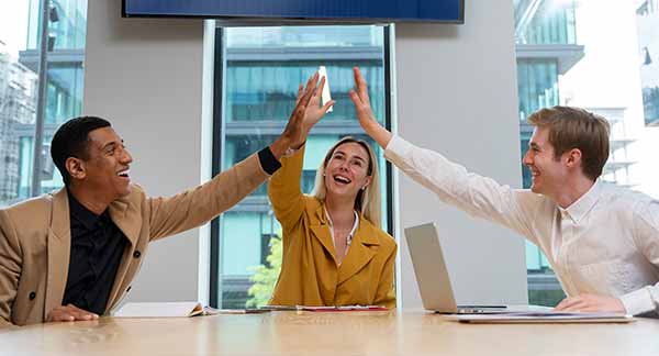 Lo que no es Felicacia